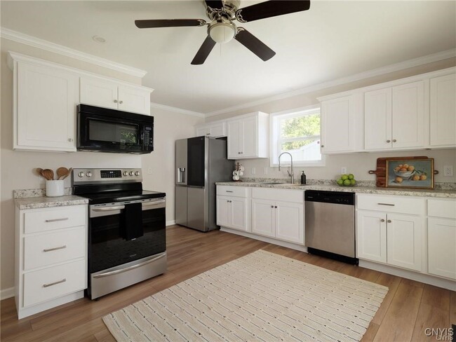 Foto del edificio - 435 S Hamilton St