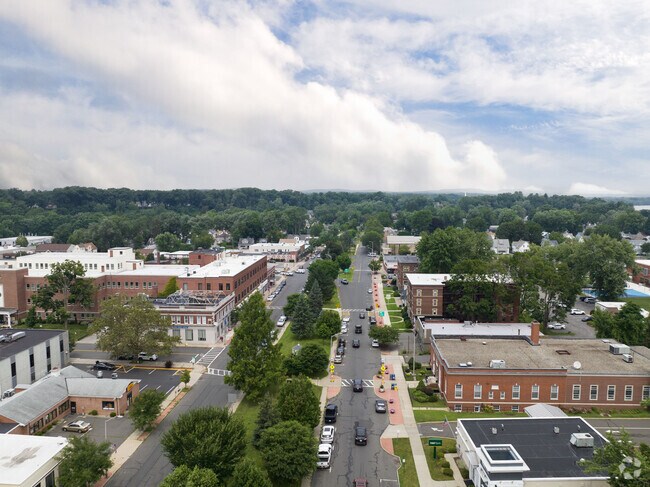 West Springfield is a lovely neighborhood to work and live in.