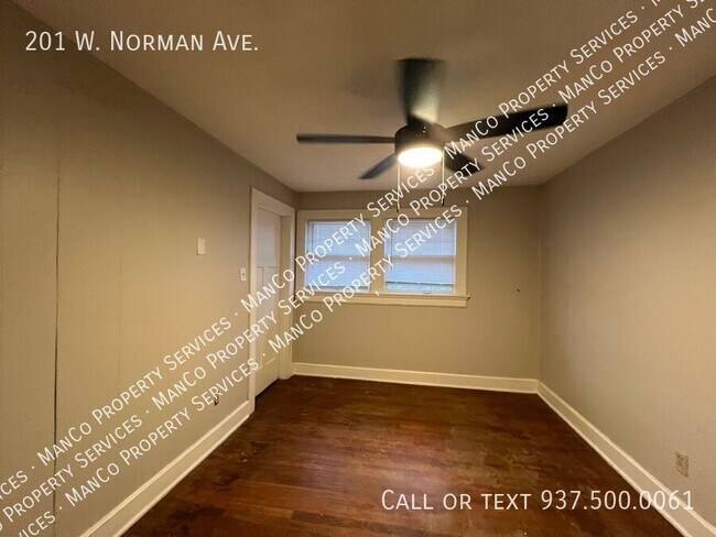 Foto del edificio - 201 W Norman Ave