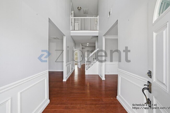 Foto del edificio - 1305 Rockbass Rd