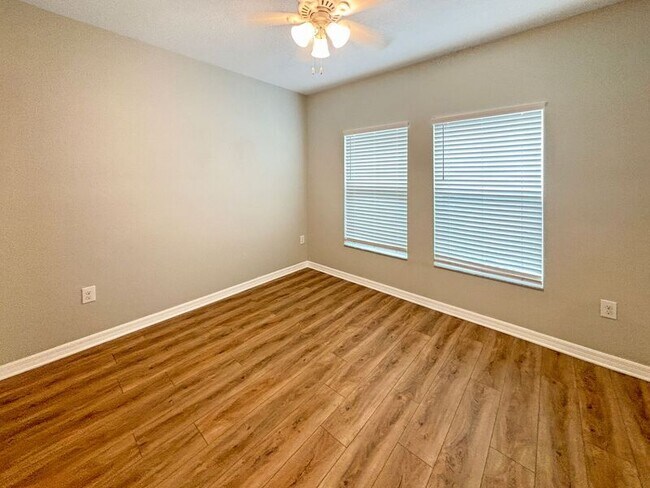 Building Photo - 4513 Windy Hammock Way