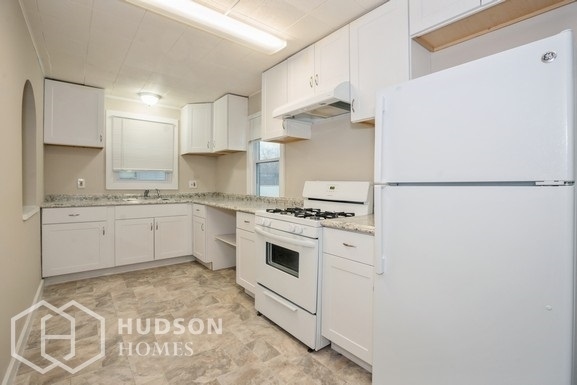 Building Photo - AVAILABLE NOW - 807 N 1ST STREET, LEHIGHTO...