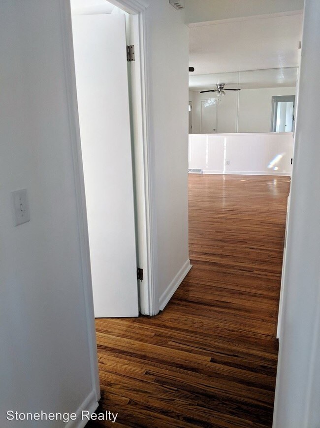 Foto del edificio - 5930 Benalex Dr