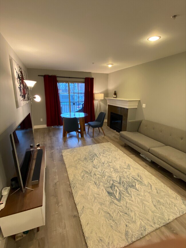 Photo - 123 Queen Anne Ave N Apartment