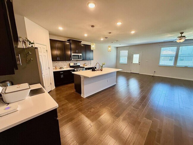 Foto del edificio - 6601 Folsom Ave