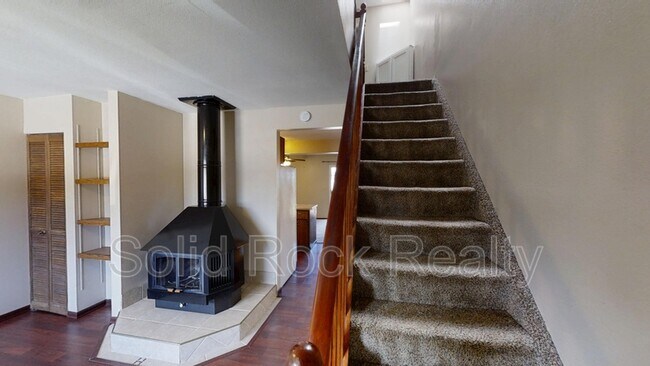 Foto del edificio - 1812 Erin Loop