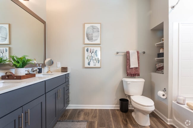 Palmetto - Primary Bathroom - Paxton Point Hope