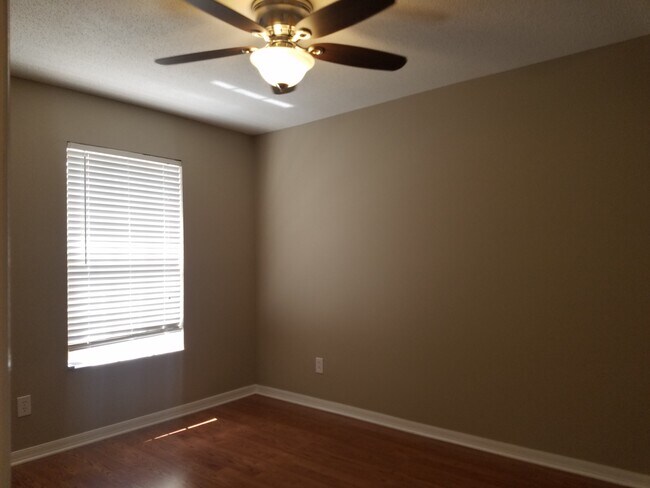 Building Photo - 4603 Winding River Way