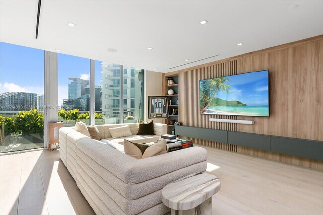 Foto del edificio - 90 SW 3rd St