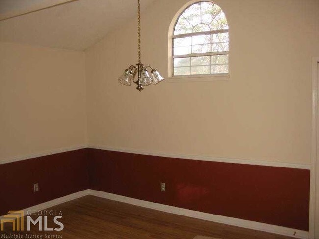 Foto del edificio - 412 Hawkstone Way