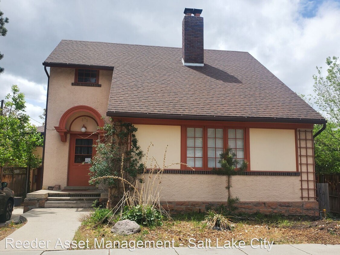Primary Photo - 376 2nd Ave