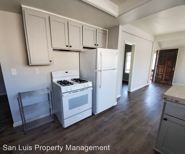 Building Photo - 3 br, 1 bath House - 764 Morro St