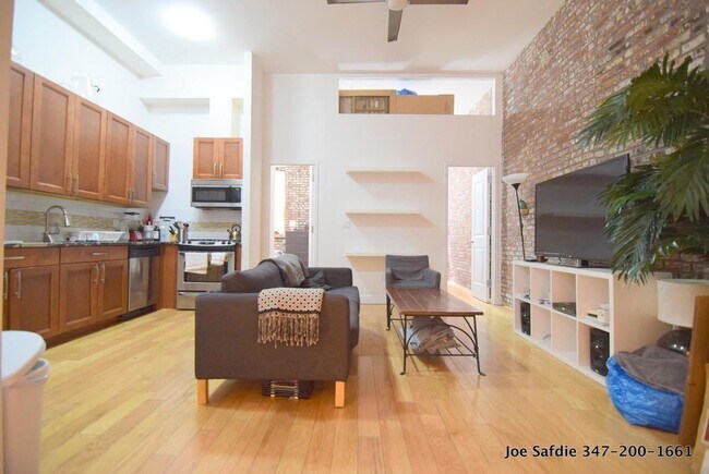 Building Photo - 53 Pitt St