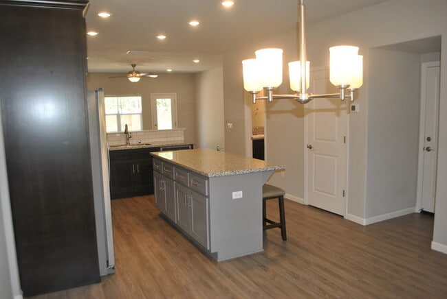 Building Photo - 3805 Anders Way