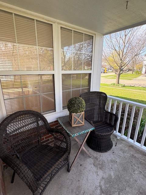Building Photo - 941 Deer Trail Dr