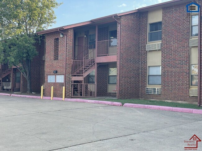 Foto del edificio - 1912 SW D Ave