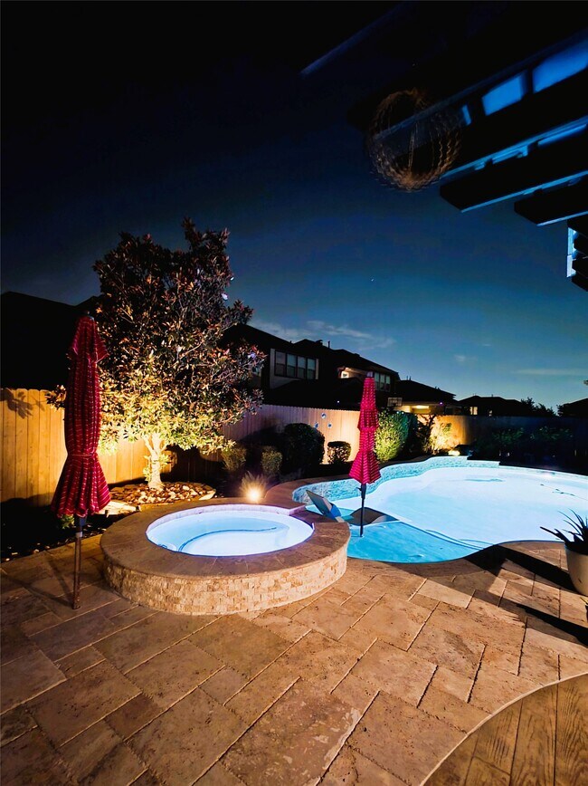 Foto del edificio - 19410 Meadow Lakes Dr