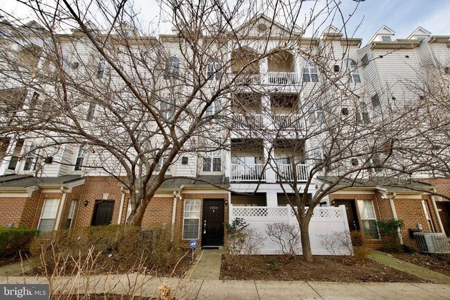 Photo - 2324 Henshaw Pl Apartment