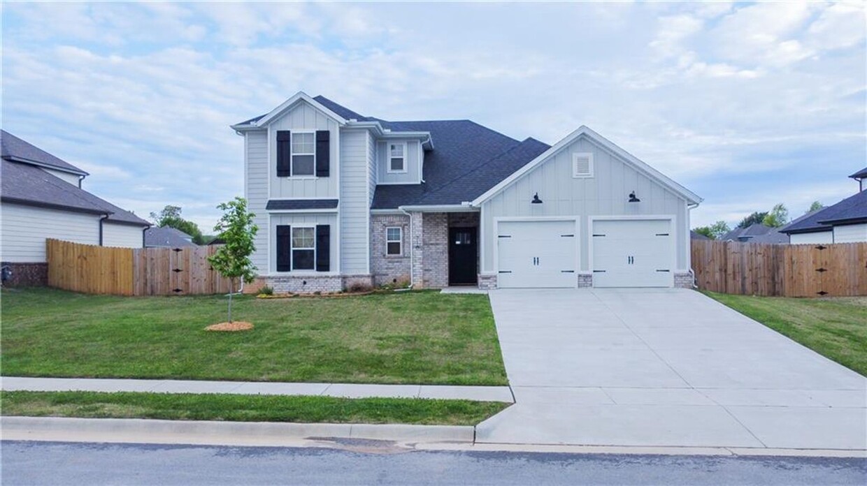 Primary Photo - 4 bedroom 3 bath BRAND NEW in the Spring M...