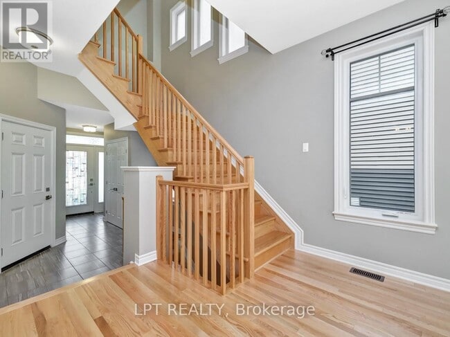Building Photo - 178 Nepeta Cres