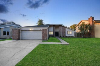 Building Photo - 12707 Corona Ln Building Photo - 12707 Corona Ln