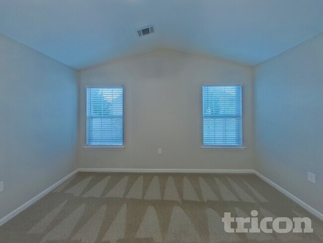 Foto del edificio - 2028 Stoney Pointe Cir