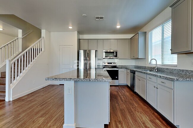 Foto del edificio - 4206 S 105th Dr