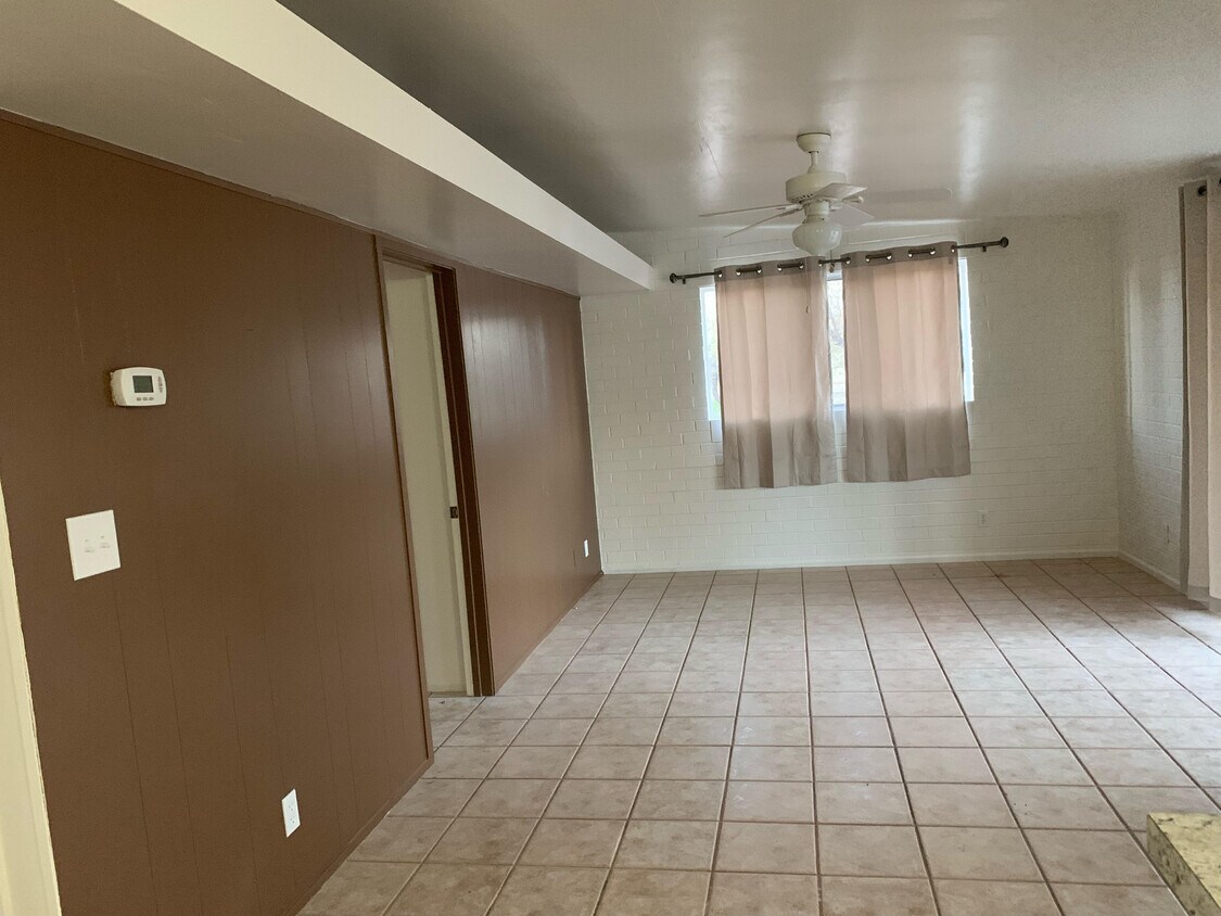 Foto del edificio - 4101 E Brown Way