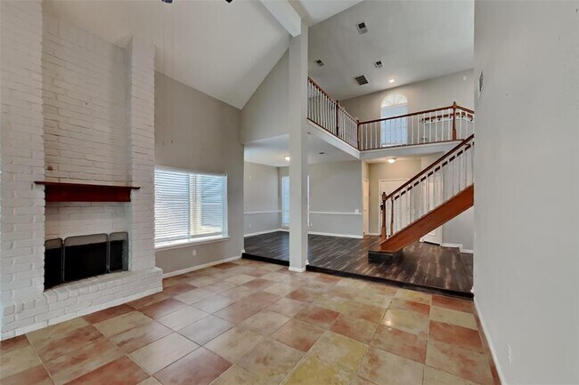 Foto del edificio - 4726 Green Trail Dr