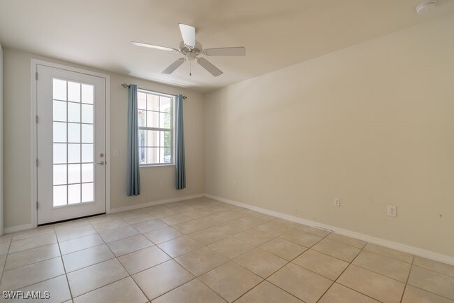 Foto del edificio - 28474 Villagewalk Blvd
