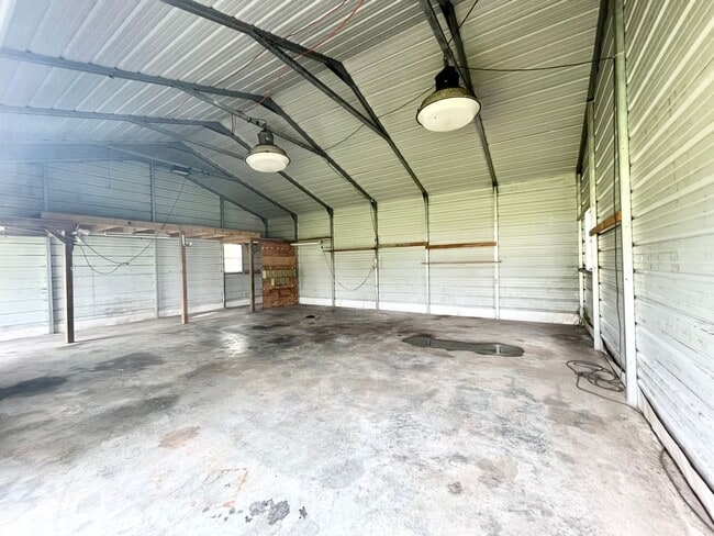 Building Photo - 1448 Northside Rd