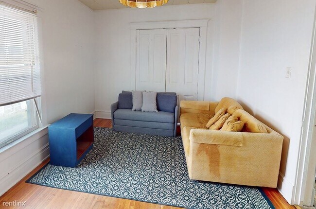 Foto del edificio - 5 br, 2 bath House - 717 Dewey Ave