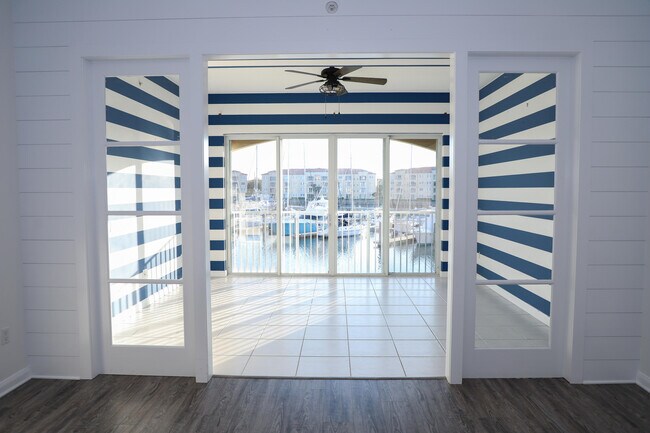 Foto del edificio - 10 Harbour Isle Dr E