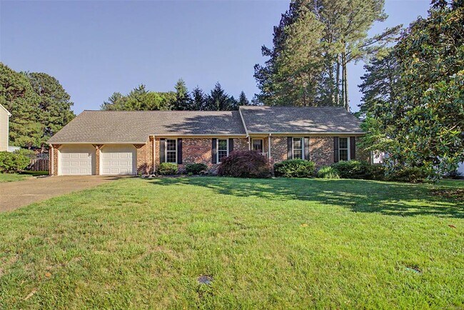 Foto del edificio - 128 Stone Lake Ct