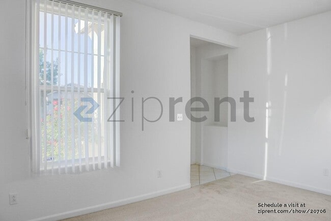 Foto del edificio - 1834 Zurlo Way