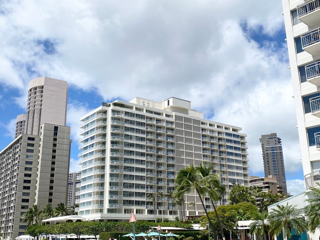 Primary Photo - Waikiki - Ilikai Marina - Fully furnished ...