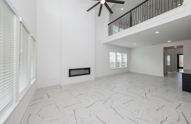 Foto del edificio - 31815 Pecan Mdw Ln