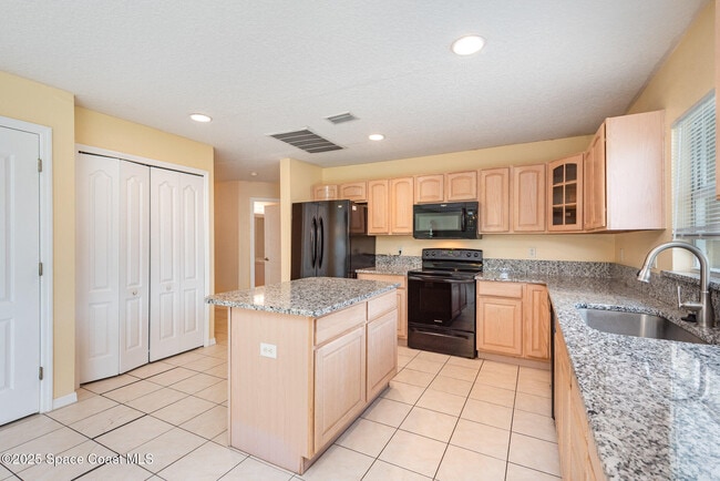 Foto del edificio - 4055 Navajo Ln