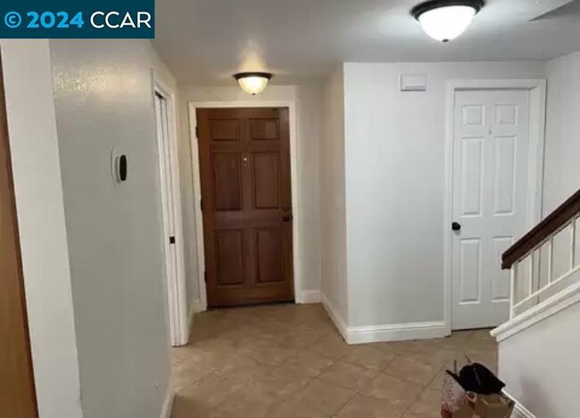 Foto del edificio - 3743 Crow Canyon Rd