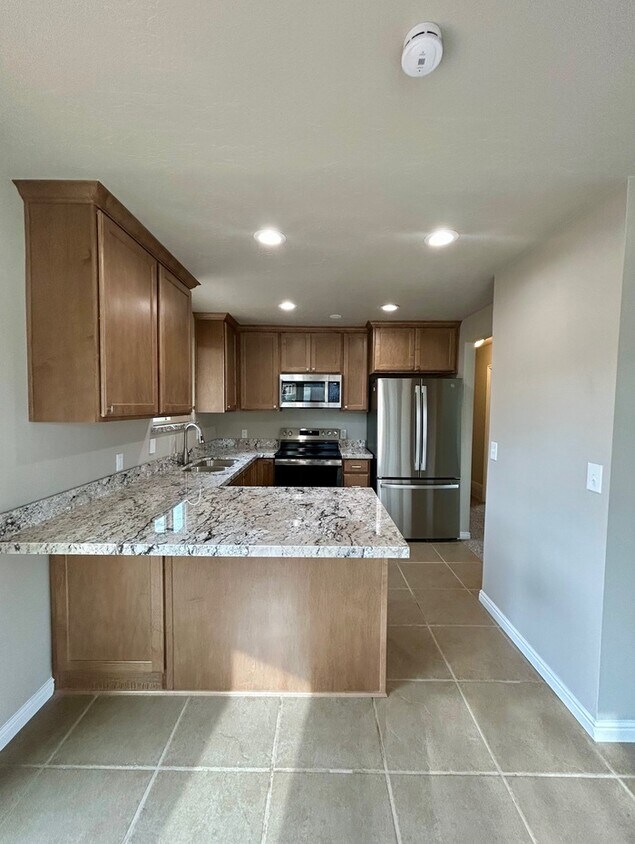 Foto principal - Remodeled 3 Bed, 2 Bath Home in West Jorda...