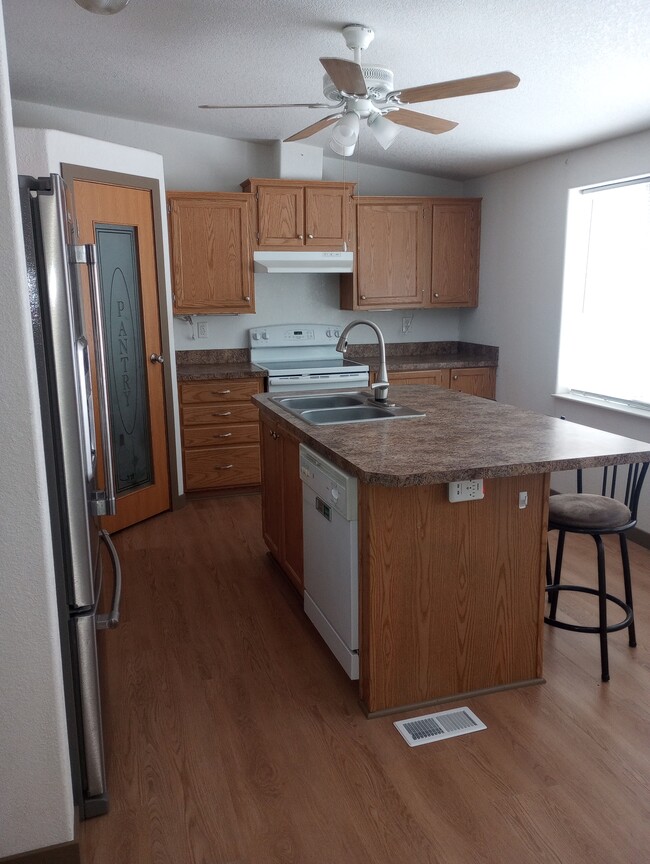 Building Photo - 507 Wyoming St