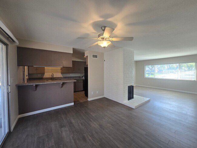 Foto del edificio - Charming Single Story Home