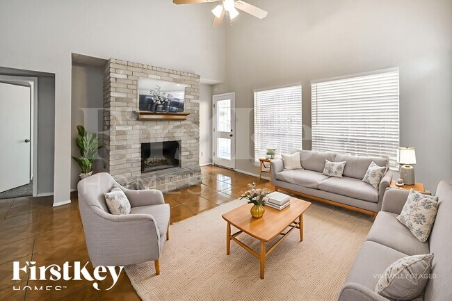 Foto del edificio - 3315 Vega