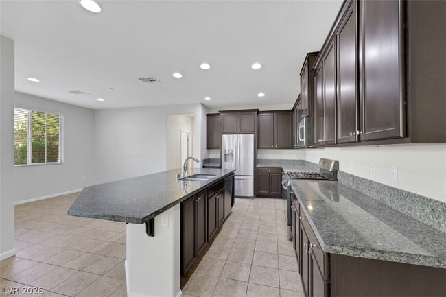 Building Photo - 2556 Sable Creek St