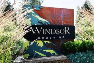 Building Photo - Windsor Crossing