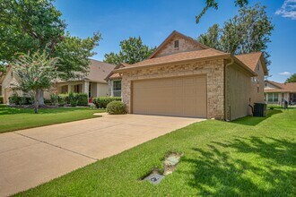 Building Photo - 112 Bluebell Dr