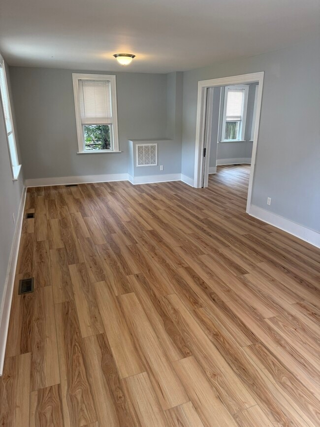 Building Photo - 13813 Village Mill Dr