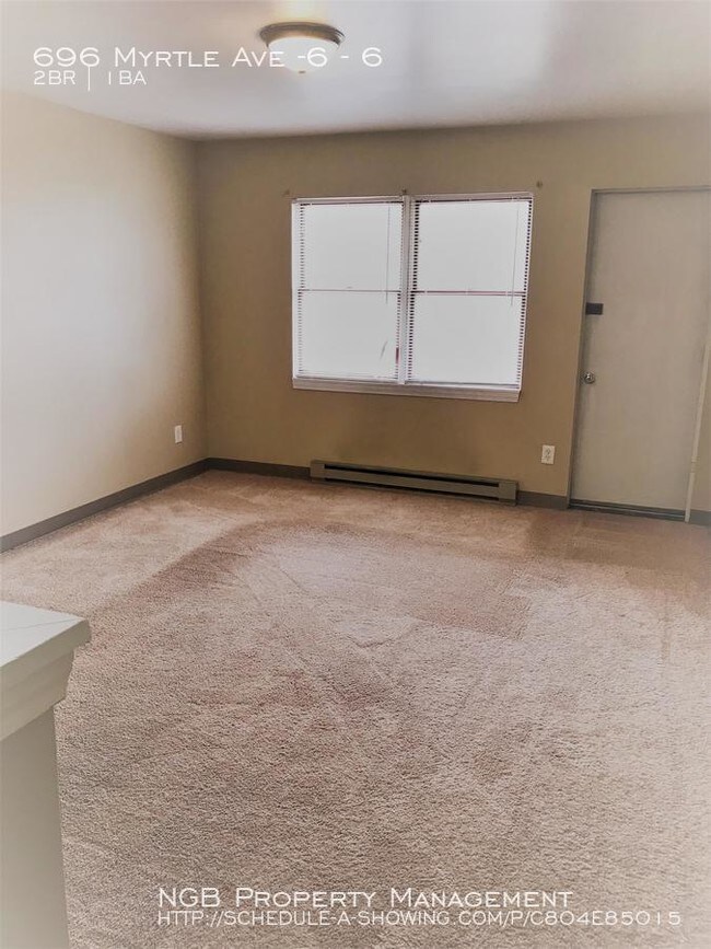 Foto del edificio - 696 Myrtle Ave
