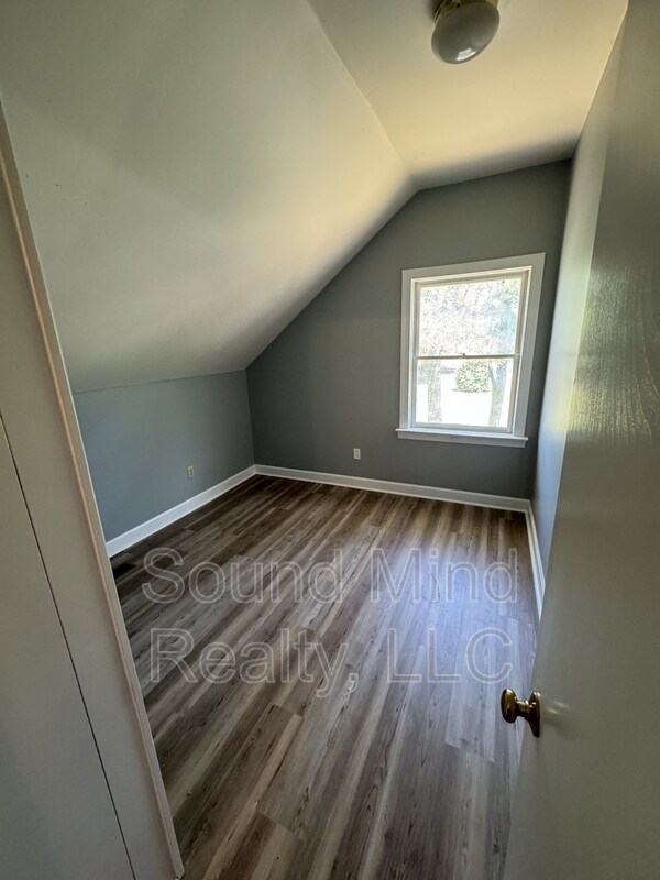 236 N Orange St, Coats, NC 27521 Condo for Rent in Coats, NC