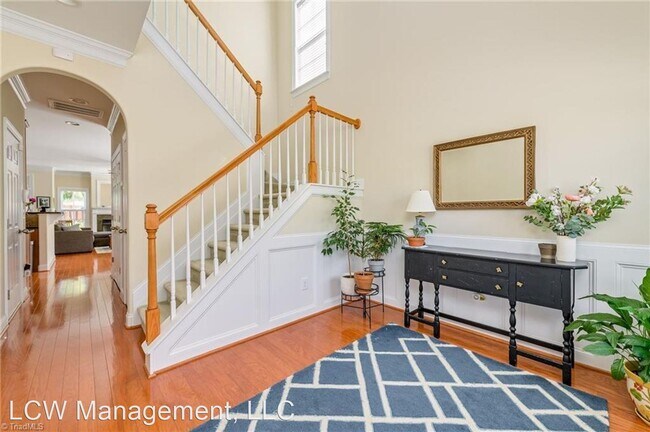 Building Photo - 2 br, 2.5 bath House - 4830 Sterling Brook...